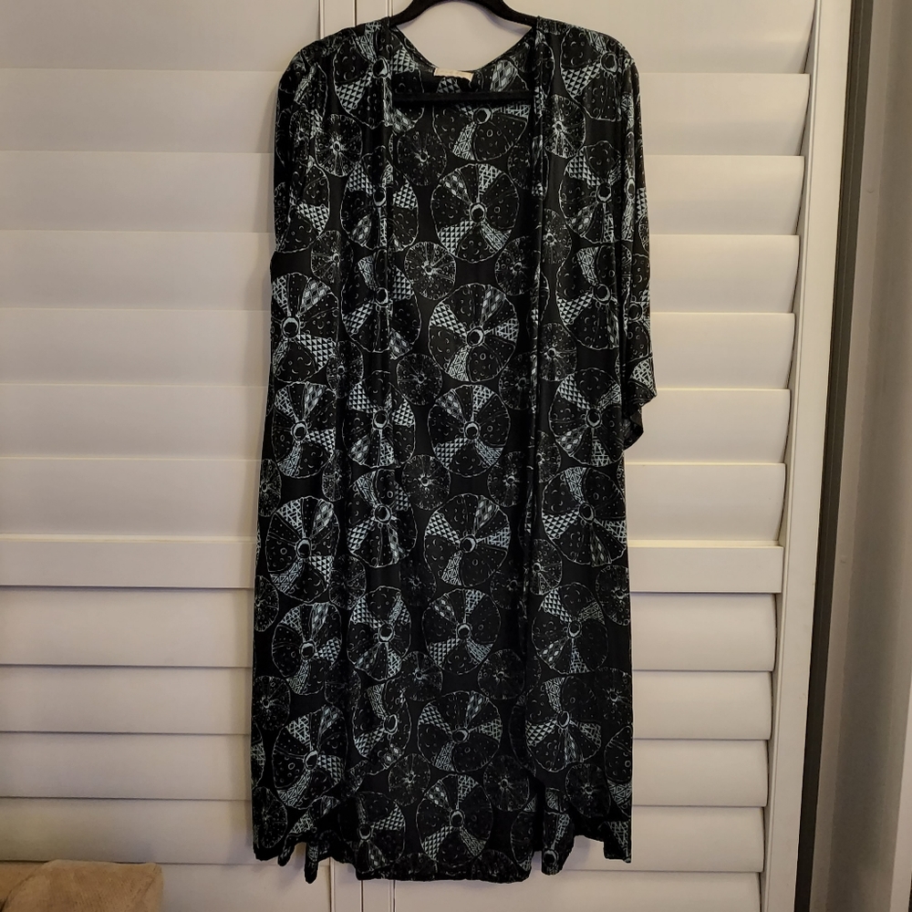 Kahulale'a Wana Sea Urchin Print Open Duster Kimono Cover-Up Black Light Blue